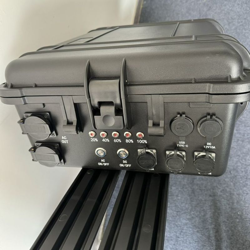 สายดึงพกพาด้วยพูลี ดรูเวลลุง โจ๊กเนอเตอร์แสงอาทิตย์ LiFePO4 แบตเตอรี่ 3000W 5000W