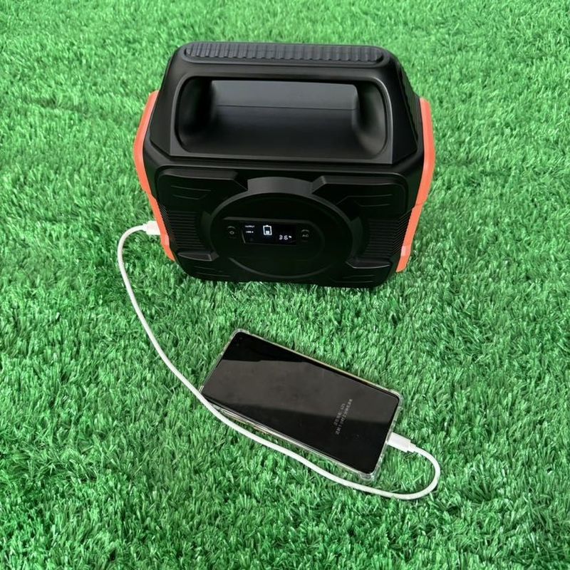 เครื่องกําเนิดพลังแสงอาทิตย์ 300W โฮม สถานไฟฟ้าคลื่นไซน์บริสุทธิ์ สําหรับการพกพาเบา