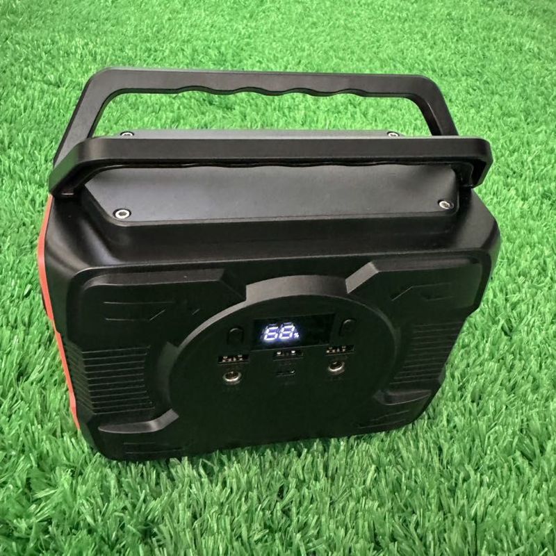 200W/173wh แคมป์กลางแจ้ง โทรศัพท์มือถือ สถานีพลังงานพกพาที่มีการปรับปรุงคลื่น AC Output