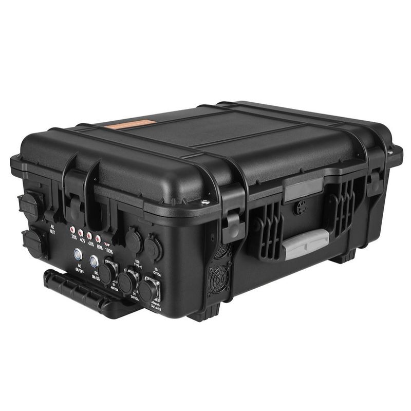 7000W ความจุสูงสุด 6993wh สถานที่พลังงานเคลื่อนไหวพกพาสําหรับสถานการณ์ฉุกเฉินในกลางแจ้งและบ้าน
