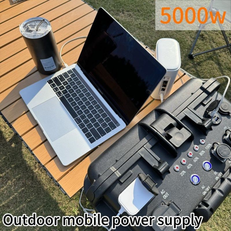 บ้านนอก AC LiFePO4 โซลาร์เจนเนอเรตเตอร์ 5000W สถานไฟฟ้าสีดํา โดย ODM / OEM