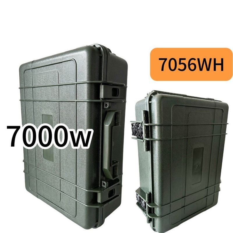 พลังงานสํารองการเดินทาง 7000W สถานที่พลังงานพกพาที่มีการเย็นแบบบังคับแบบฉลาดแบบคู่
